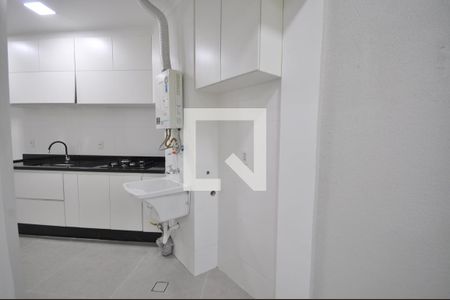 Apartamento para alugar com 65m², 2 quartos e 1 vagaÁrea de Serviço