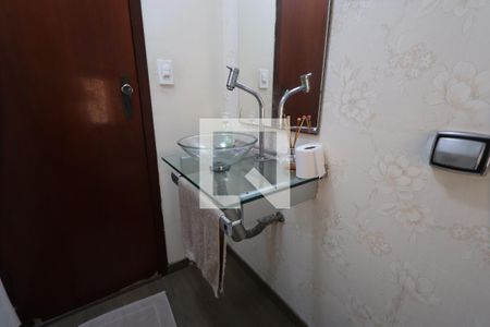 Casa à venda com 100m², 3 quartos e sem vagaLavabo