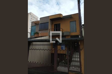 Casa à venda com 100m², 3 quartos e sem vaga Casa à venda com 100m², 3 quartos e sem vagaFachada