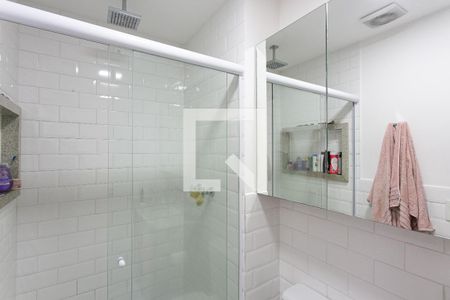 Apartamento à venda com 66m², 2 quartos e 1 vaga Apartamento à venda com 66m², 2 quartos e 1 vagaBanheiro da Suíte