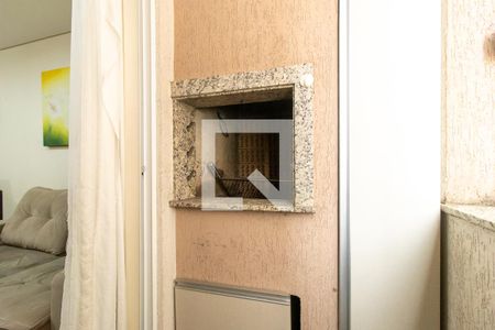 Sacada de apartamento para alugar com 2 quartos, 60m² em Novo Mundo, Curitiba