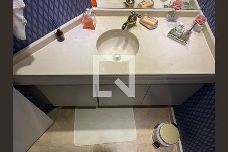 Apartamento para alugar com 250m², 5 quartos e 4 vagasLavabo