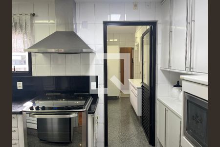 Apartamento para alugar com 250m², 5 quartos e 4 vagasCozinha