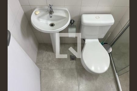 Apartamento para alugar com 250m², 5 quartos e 4 vagasBanheiro de Serviço