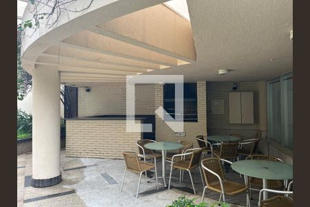 Apartamento para alugar com 250m², 5 quartos e 4 vagasÁrea comum - Churrasqueira
