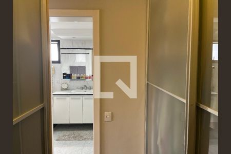 Apartamento para alugar com 250m², 5 quartos e 4 vagasSuíte 3