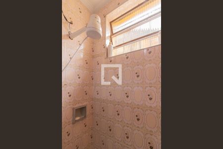 Casa à venda com 122m², 4 quartos e 3 vagas Casa à venda com 122m², 4 quartos e 3 vagasBanheiro 2