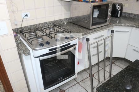 Apartamento à venda com 125m², 3 quartos e 2 vagasCozinha