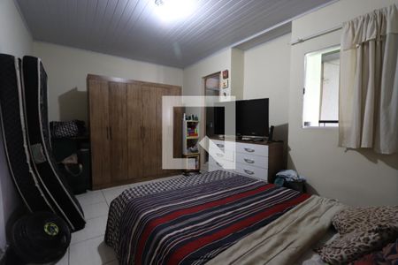 Casa à venda com 220m², 6 quartos e sem vagaQuarto Casa 4