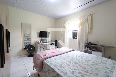 Casa à venda com 220m², 6 quartos e sem vagaQuarto Casa 3