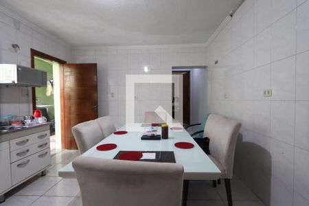 Casa à venda com 220m², 6 quartos e sem vagaSala/Cozinha Casa 5