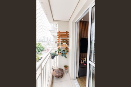 Apartamento à venda com 40m², 1 quarto e 1 vaga Apartamento à venda com 40m², 1 quarto e 1 vagaVaranda