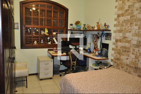 Casa de condomínio à venda com 200m², 4 quartos e 4 vagasQuarto 3