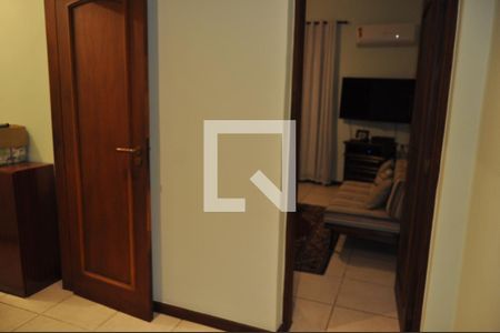 Casa de condomínio à venda com 200m², 4 quartos e 4 vagasQuarto 1