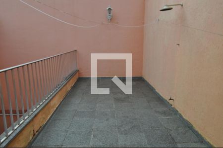 Casa de condomínio à venda com 200m², 4 quartos e 4 vagasÁrea Externa