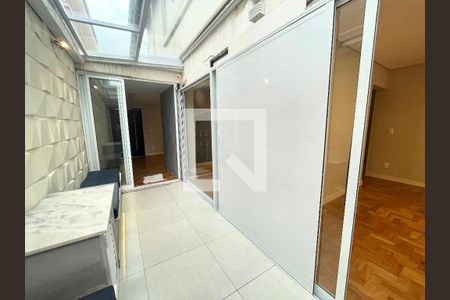 Casa à venda com 144m², 2 quartos e 2 vagas Casa à venda com 144m², 2 quartos e 2 vagasÁrea comum coberta