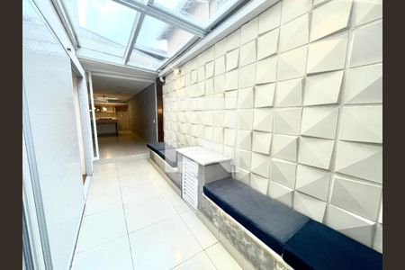 Casa à venda com 144m², 2 quartos e 2 vagas Casa à venda com 144m², 2 quartos e 2 vagasÁrea comum coberta