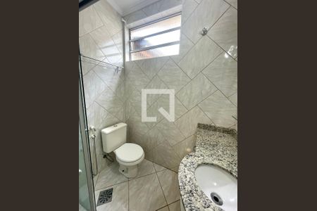 Casa à venda com 144m², 2 quartos e 2 vagas Casa à venda com 144m², 2 quartos e 2 vagasBanheiro Social