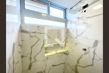 Casa à venda com 144m², 2 quartos e 2 vagas Casa à venda com 144m², 2 quartos e 2 vagasBanheiro da Suíte