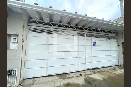 Casa à venda com 144m², 2 quartos e 2 vagas Casa à venda com 144m², 2 quartos e 2 vagasPlaquinha instalada