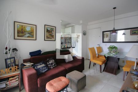 Sala de apartamento para alugar com 2 quartos, 51m² em Jacarepaguá, Rio de Janeiro