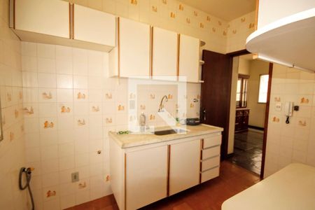 Apartamento à venda com 100m², 3 quartos e 2 vagasCozinha