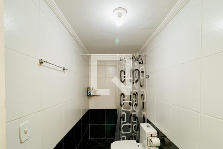 Casa à venda com 76m², 2 quartos e 1 vagaBanheiro