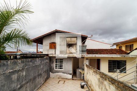 Casa à venda com 76m², 2 quartos e 1 vagaQuintal