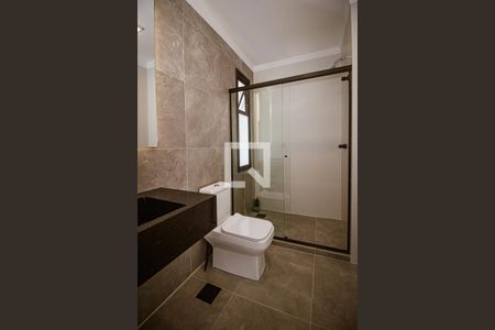 Casa à venda com 132m², 3 quartos e 2 vagas Casa à venda com 132m², 3 quartos e 2 vagasBanheiro/Suíte