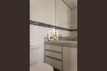 Apartamento à venda com 239m², 4 quartos e 4 vagasBanheiro da Suíte 3