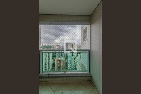 Apartamento à venda com 320m², 4 quartos e 5 vagasVaranda da Suíte 4