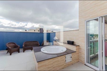 Apartamento à venda com 320m², 4 quartos e 5 vagasTerraço