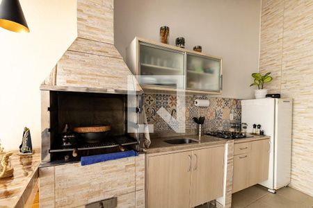 Casa à venda com 162m², 3 quartos e 4 vagas Casa à venda com 162m², 3 quartos e 4 vagasÁrea da Churrasqueira