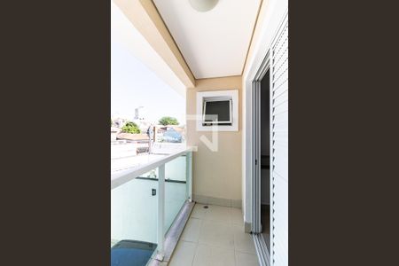 Casa à venda com 162m², 3 quartos e 4 vagas Casa à venda com 162m², 3 quartos e 4 vagasVaranda da Suíte 1