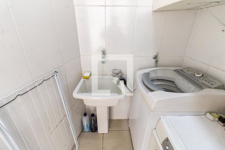 Casa à venda com 162m², 3 quartos e 4 vagas Casa à venda com 162m², 3 quartos e 4 vagasÁrea de Serviço