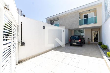 Casa à venda com 162m², 3 quartos e 4 vagas Casa à venda com 162m², 3 quartos e 4 vagasGaragem