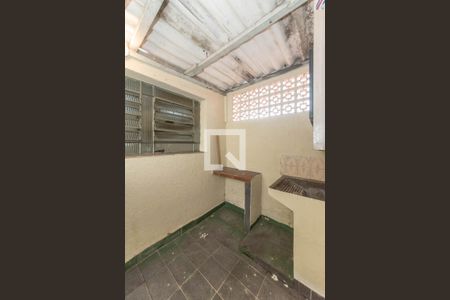 Casa à venda com 300m², 4 quartos e 2 vagas Casa à venda com 300m², 4 quartos e 2 vagasLavanderia