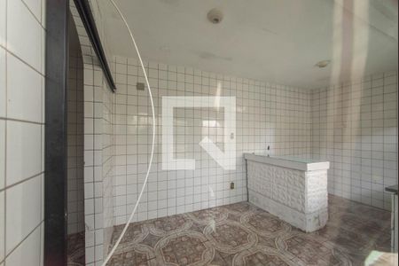 Casa à venda com 300m², 4 quartos e 2 vagas Casa à venda com 300m², 4 quartos e 2 vagasEdícula