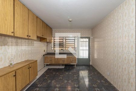 Casa à venda com 300m², 4 quartos e 2 vagas Casa à venda com 300m², 4 quartos e 2 vagasCozinha