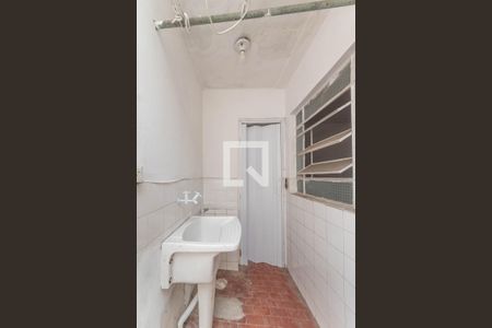 Casa à venda com 300m², 4 quartos e 2 vagas Casa à venda com 300m², 4 quartos e 2 vagasCasa 2 - Lavanderia