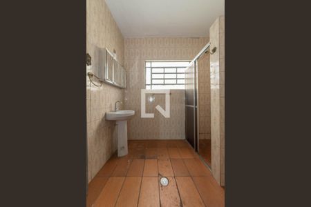 Casa à venda com 300m², 4 quartos e 2 vagas Casa à venda com 300m², 4 quartos e 2 vagasBanheiro