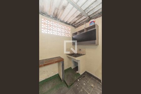 Casa à venda com 300m², 4 quartos e 2 vagas Casa à venda com 300m², 4 quartos e 2 vagasLavanderia