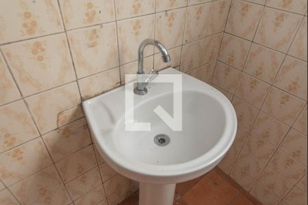 Casa à venda com 300m², 4 quartos e 2 vagas Casa à venda com 300m², 4 quartos e 2 vagasBanheiro