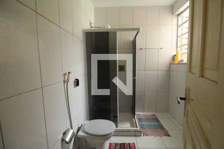 Casa de condomínio à venda com 112m², 4 quartos e 1 vagaBanheiro 1