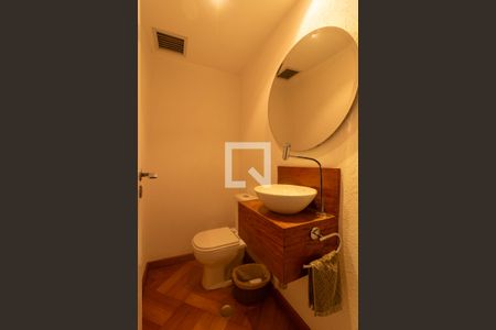 Apartamento à venda com 166m², 3 quartos e 3 vagasLavabo