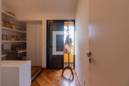 Apartamento à venda com 166m², 3 quartos e 3 vagasEscritório