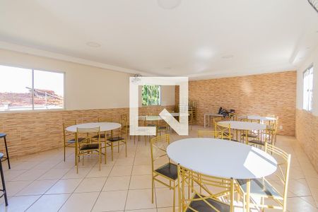 Apartamento à venda com 47m², 2 quartos e 1 vaga Apartamento à venda com 47m², 2 quartos e 1 vagaÁrea comum - Salão de festas