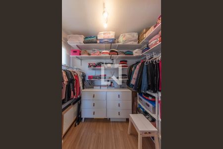 Apartamento à venda com 48m², 1 quarto e 1 vaga Apartamento à venda com 48m², 1 quarto e 1 vagaCloset