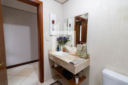 Casa à venda com 382m², 4 quartos e 2 vagas Casa à venda com 382m², 4 quartos e 2 vagasLavabo