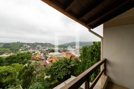 Casa à venda com 382m², 4 quartos e 2 vagas Casa à venda com 382m², 4 quartos e 2 vagasVista da Suíte